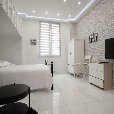 Апартаменты Studio 3 Lits Proche Montmartre Sacre-coeur *